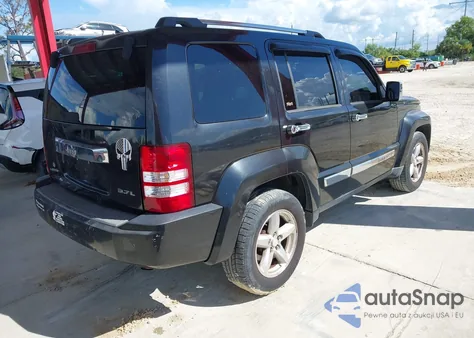 2008 Jeep Liberty Limited Edition из США, поврежденный, VIN 1J8GP58K28W245459